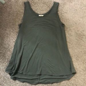 Green tank scoop neck long size L